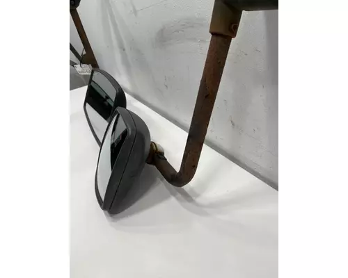 INTERNATIONAL 4300 Mirror (Side View)