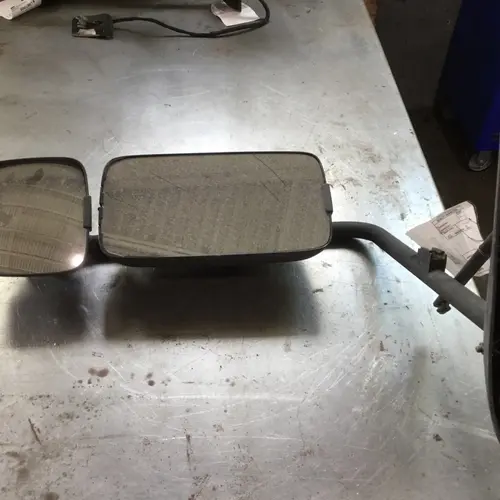 INTERNATIONAL 4300 Mirror (Side View) OEM# 3757523C93 in FITCHBURG 