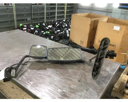 INTERNATIONAL 4300 Mirror (Side View)