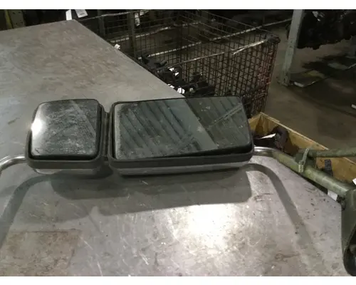 INTERNATIONAL 4300 Mirror (Side View)