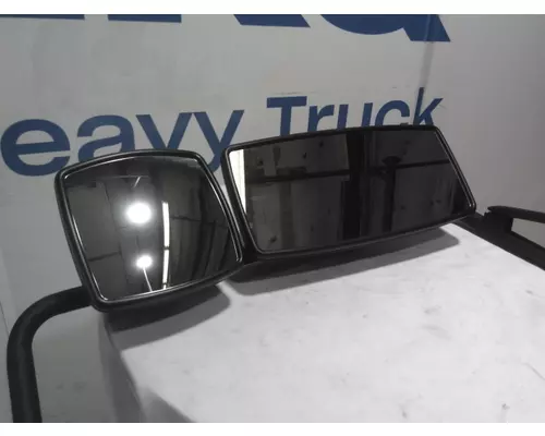 INTERNATIONAL 4300 Mirror (Side View)