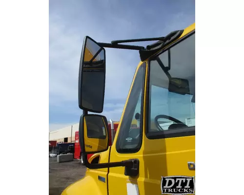 INTERNATIONAL 4300 Mirror (Side View)