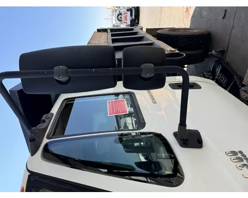 INTERNATIONAL 4300 Mirror (Side View)
