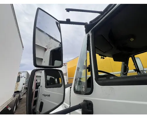 INTERNATIONAL 4300 Mirror (Side View)