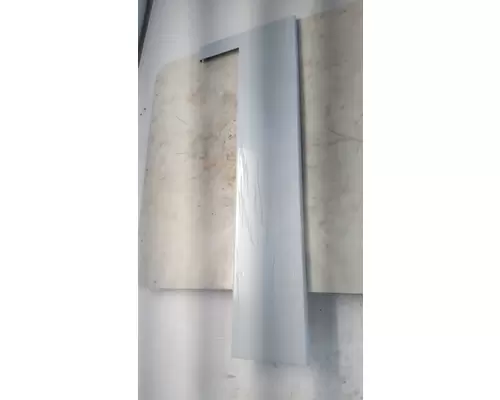 INTERNATIONAL 4300 Muffler Shield