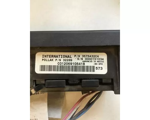 INTERNATIONAL 4300 PANEL, DASH