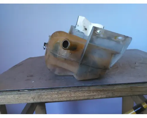INTERNATIONAL 4300 RADIATOR OVERFLOW TANK
