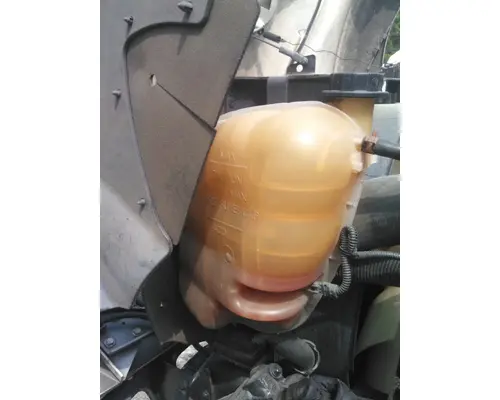 INTERNATIONAL 4300 RADIATOR OVERFLOW TANK