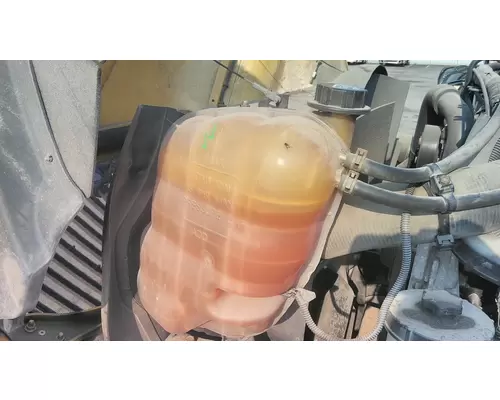 INTERNATIONAL 4300 RADIATOR OVERFLOW TANK