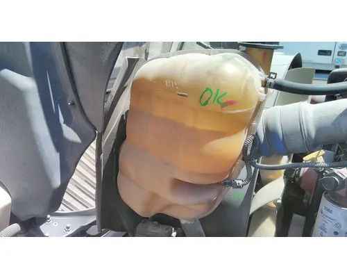 INTERNATIONAL 4300 RADIATOR OVERFLOW TANK