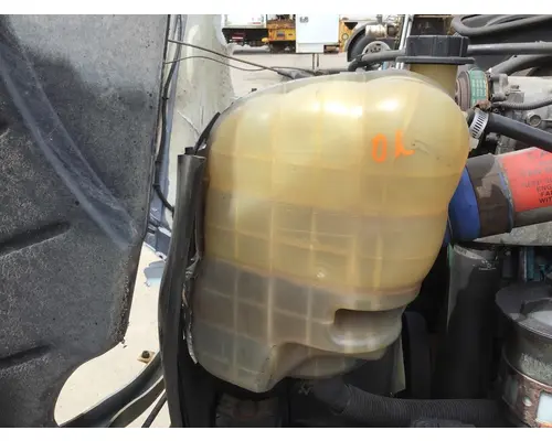 INTERNATIONAL 4300 RADIATOR OVERFLOW TANK