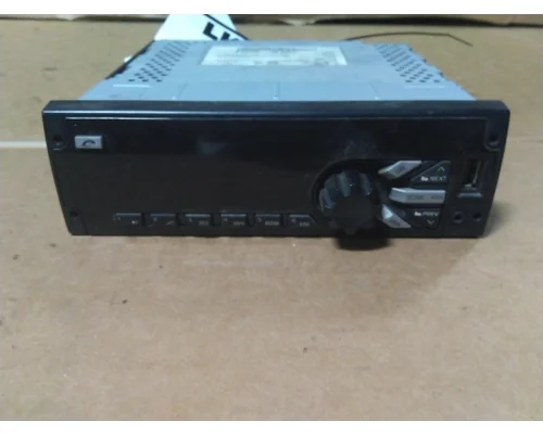 INTERNATIONAL 4300 RADIO AMFMBLUETOOTH