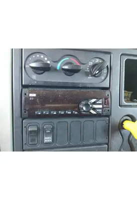 INTERNATIONAL 4300 RADIO AM/FM/BLUETOOTH