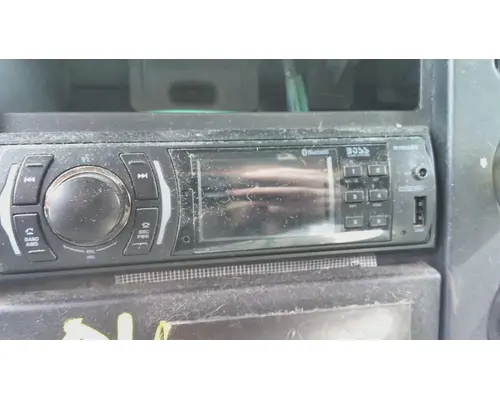 INTERNATIONAL 4300 RADIO AMFMBLUETOOTH