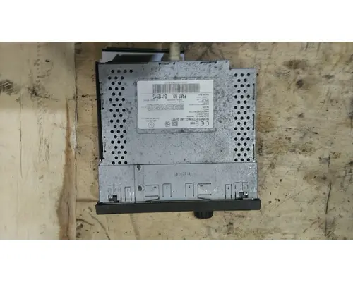 INTERNATIONAL 4300 RADIO AMFMBLUETOOTH