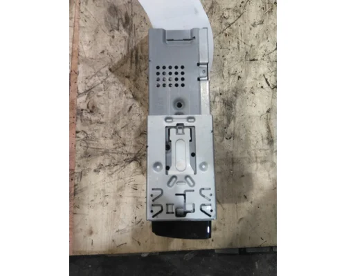 INTERNATIONAL 4300 RADIO AMFMBLUETOOTH