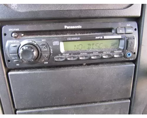 INTERNATIONAL 4300 RADIO AMFMCD