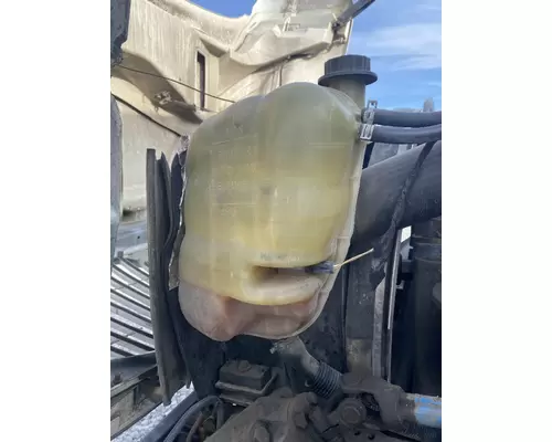 INTERNATIONAL 4300 Radiator Overflow Bottle