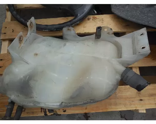 INTERNATIONAL 4300 Radiator Overflow Bottle