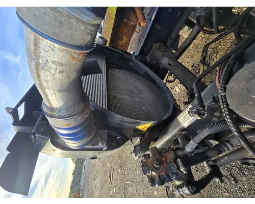 INTERNATIONAL 4300 Radiator Shroud
