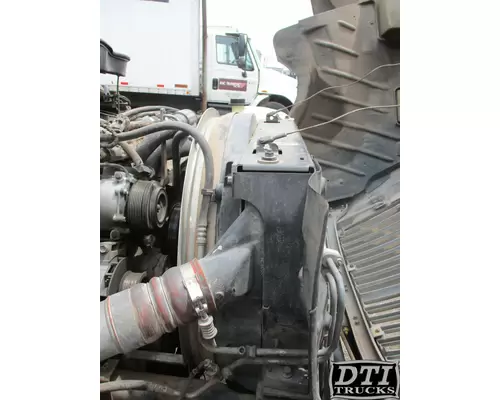 INTERNATIONAL 4300 Radiator Shroud