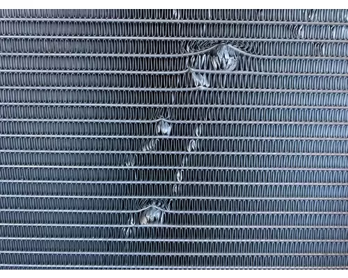 INTERNATIONAL 4300 Radiator