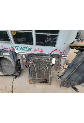 INTERNATIONAL 4300 Radiator