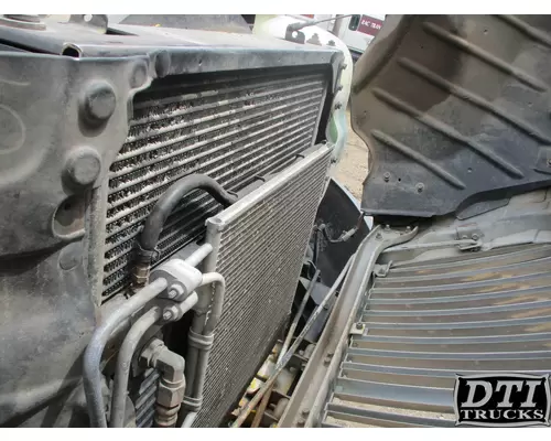 INTERNATIONAL 4300 Radiator