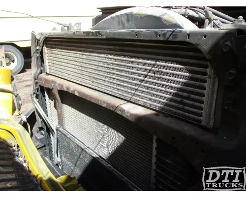 INTERNATIONAL 4300 Radiator