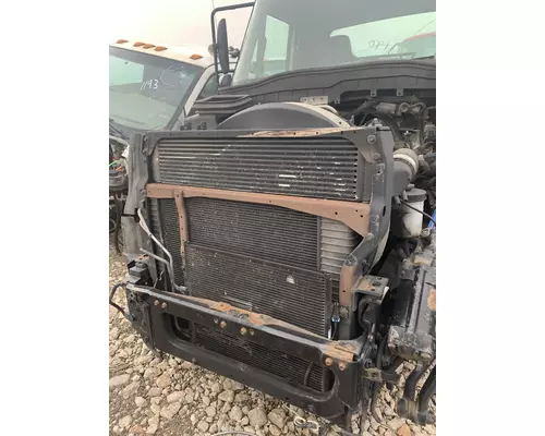 INTERNATIONAL 4300 Radiator