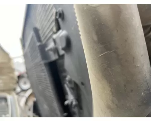 INTERNATIONAL 4300 Radiator