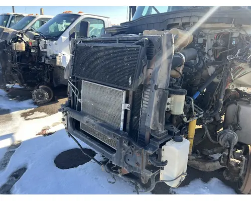 INTERNATIONAL 4300 Radiator