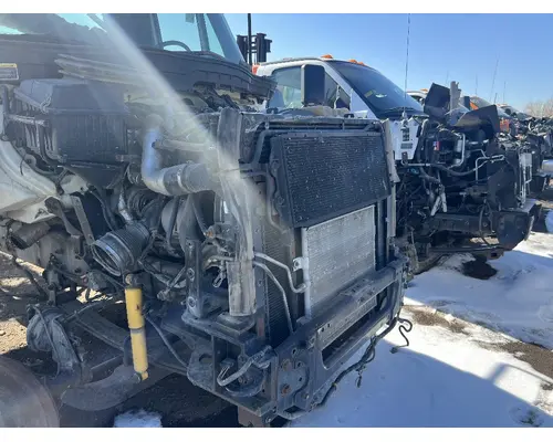 INTERNATIONAL 4300 Radiator