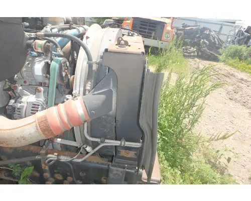 INTERNATIONAL 4300 Radiator