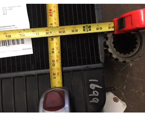 INTERNATIONAL 4300 Radiator