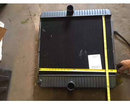 INTERNATIONAL 4300 Radiator