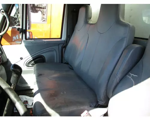 INTERNATIONAL 4300 SEAT, FRONT