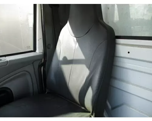 INTERNATIONAL 4300 SEAT, FRONT