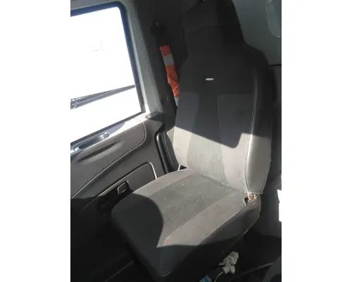 INTERNATIONAL 4300 SEAT, FRONT