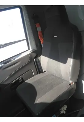 INTERNATIONAL 4300 SEAT, FRONT