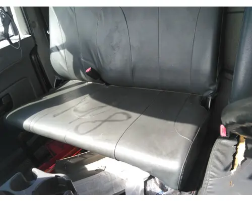 INTERNATIONAL 4300 SEAT, FRONT