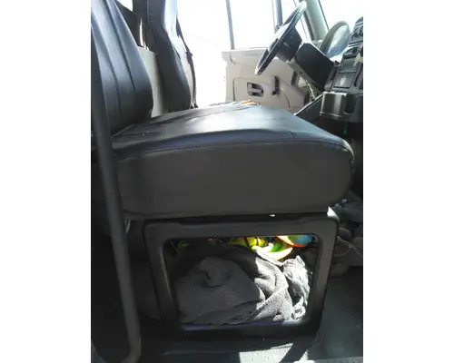 INTERNATIONAL 4300 SEAT, FRONT