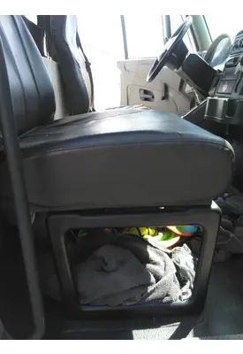 INTERNATIONAL 4300 SEAT, FRONT