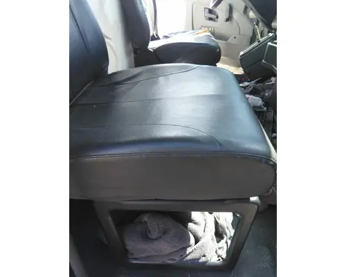 INTERNATIONAL 4300 SEAT, FRONT