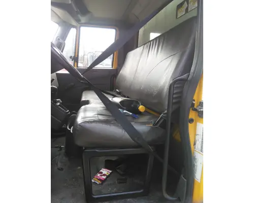 INTERNATIONAL 4300 SEAT, FRONT