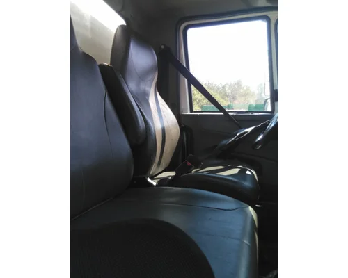 INTERNATIONAL 4300 SEAT, FRONT