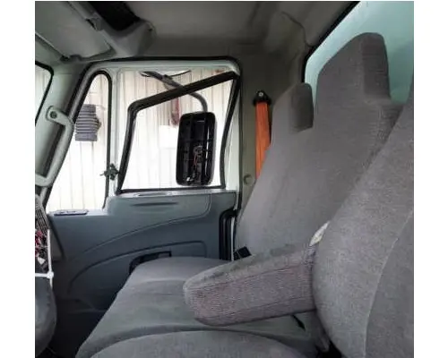 INTERNATIONAL 4300 SEAT, FRONT