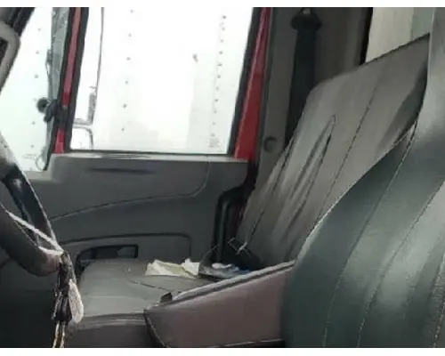 INTERNATIONAL 4300 SEAT, FRONT