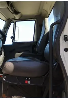 INTERNATIONAL 4300 SEAT, FRONT