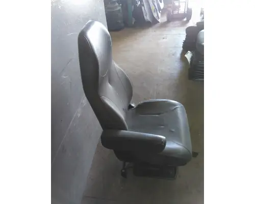INTERNATIONAL 4300 SEAT, FRONT